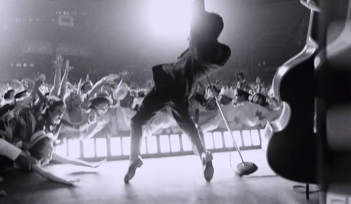 B&W Elvis on Stage on Toes
