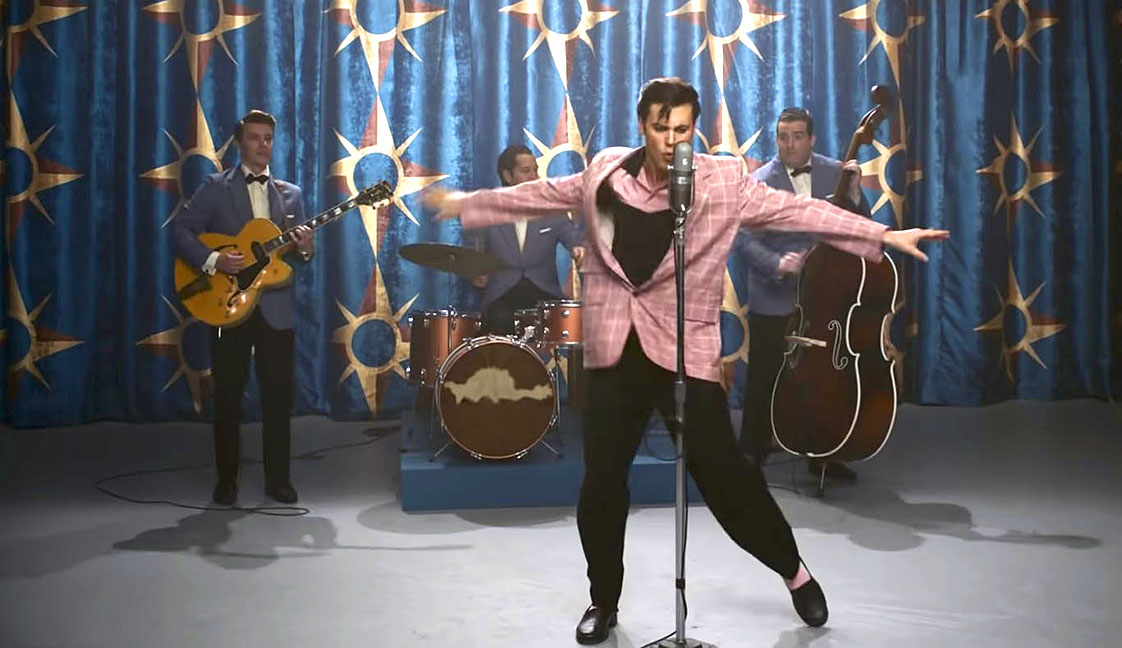 Elvis on State - Arms Out